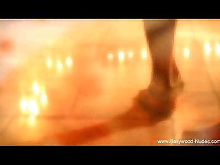 She Wants To Make You Happy